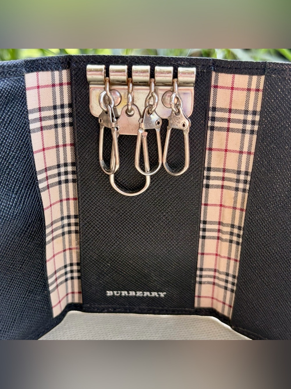 EUC!!! AUTHENTIC BURBERRY Black Leather Nova Check Key Case and card holder. - Picture 4 of 7